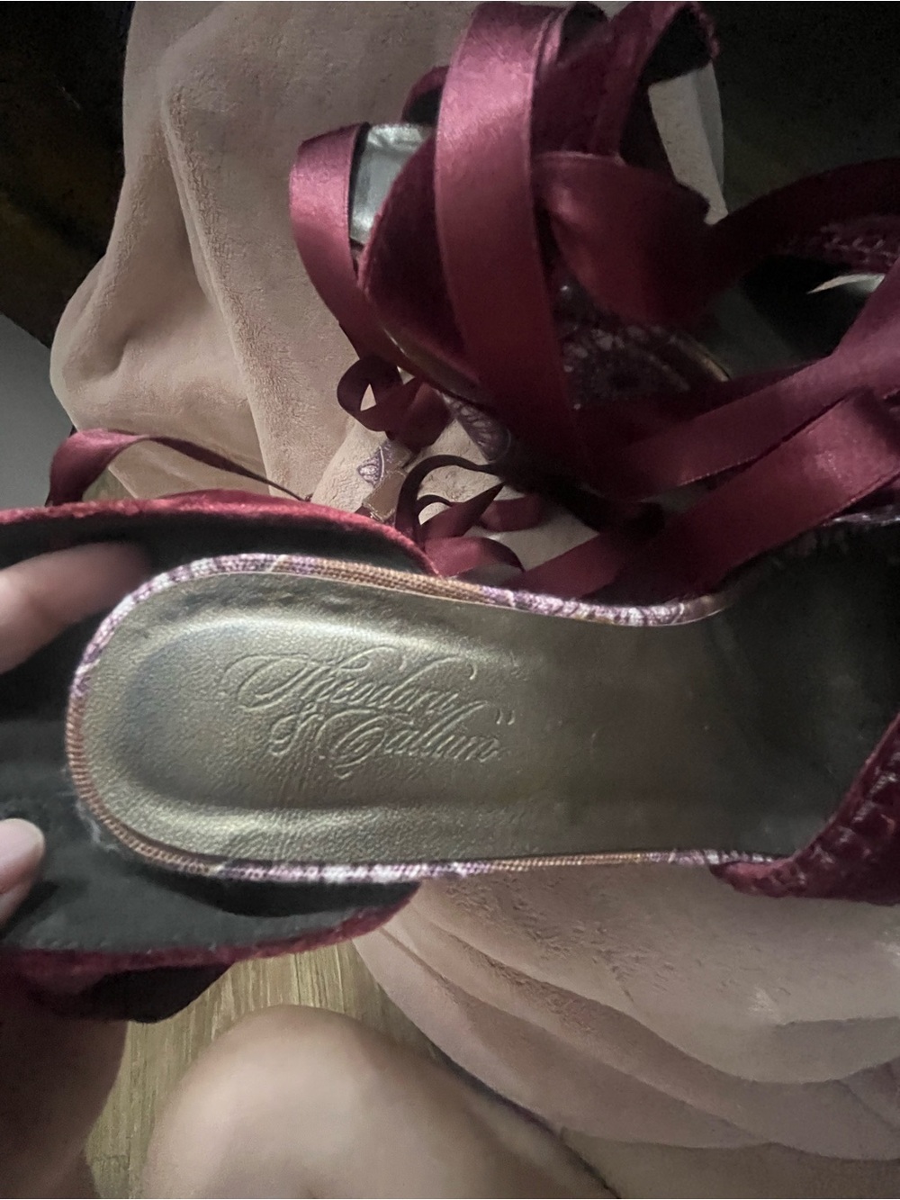 Theodora & Callum x Stuart Weitzman Biarritz Velvet Wedge Sandals Sz 5 - Picture 4 of 6